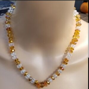 VINTAGE FACETED ORANGE & WHITE CRYSTAL BEAD NECKLACE